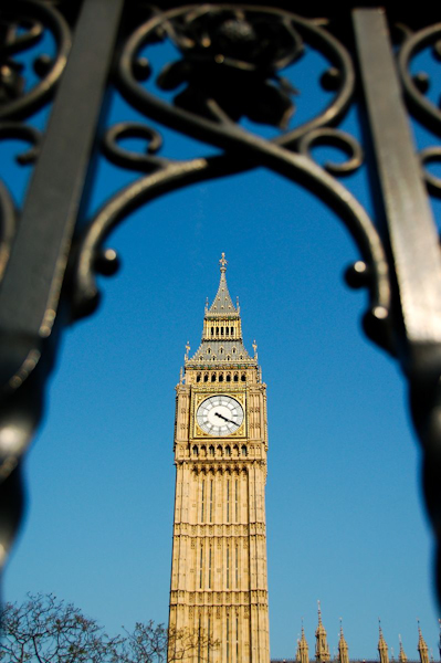Big Ben, framed in London
