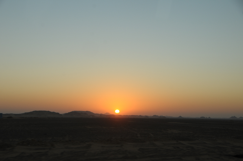 Sunrise en-route to Abu Simbel